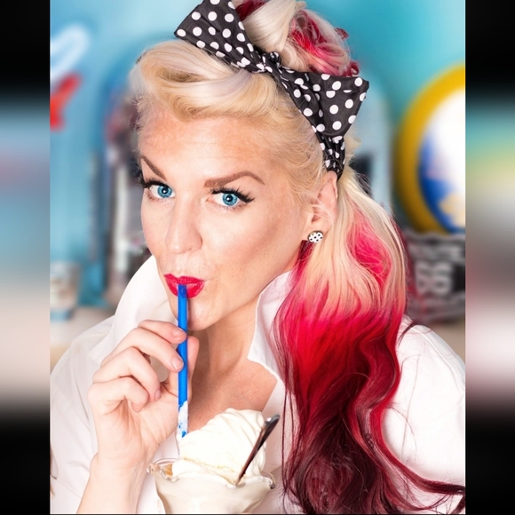 OverTone Extreme Ruby Red Hair Coloring Conditioner - Picture 10 of 13